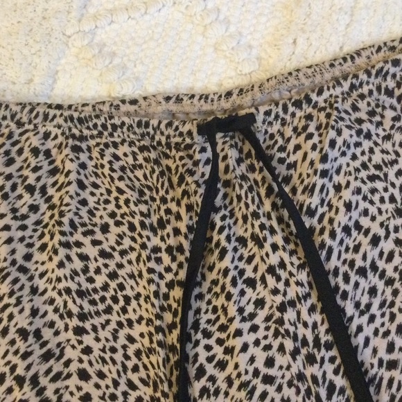 💗HP!💗 Victoria’s Secret Pajama Set - Picture 12 of 15